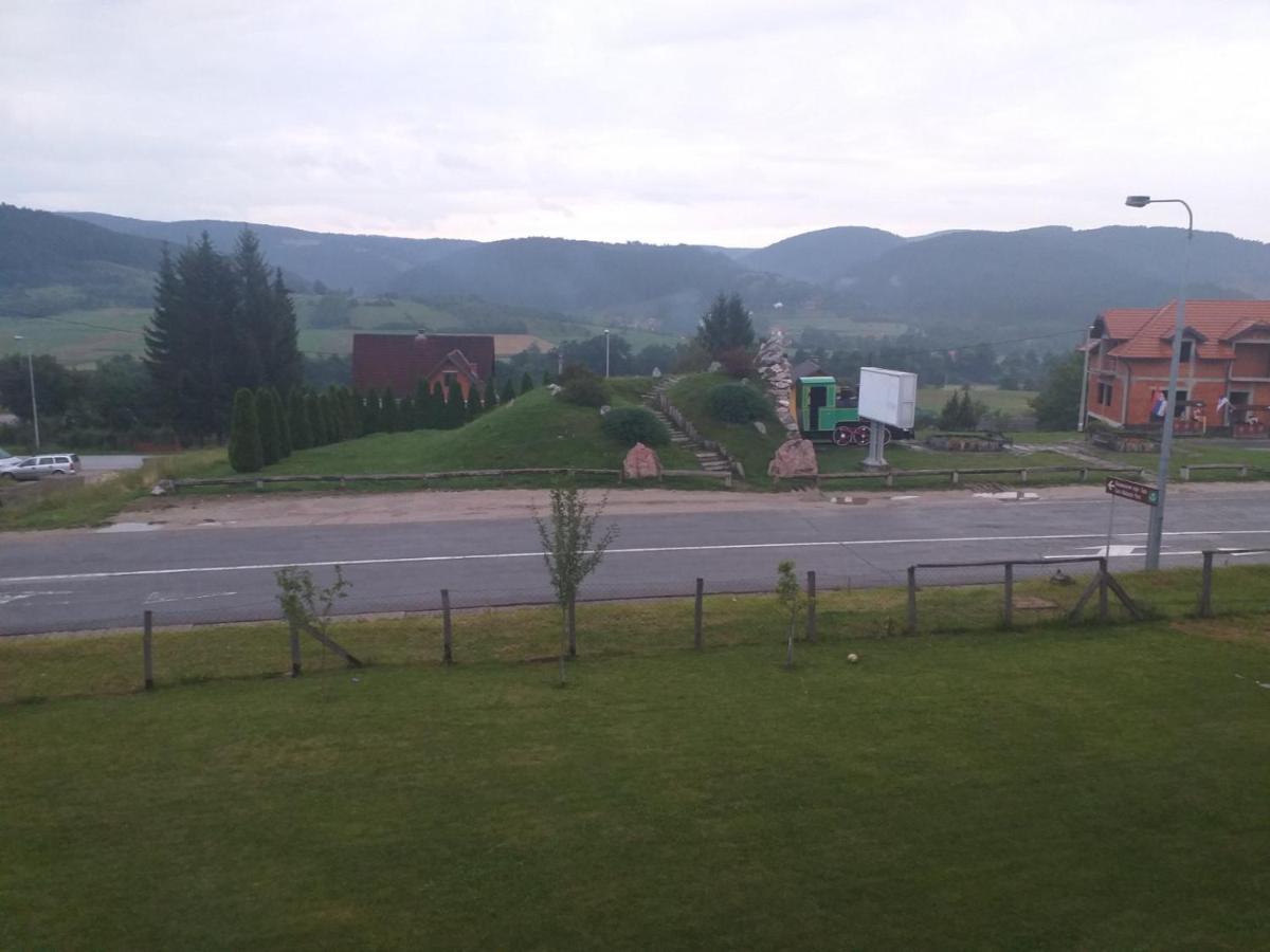 Apartman Milica Kremna Esterno foto