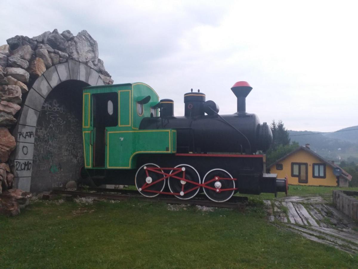Apartman Milica Kremna Esterno foto
